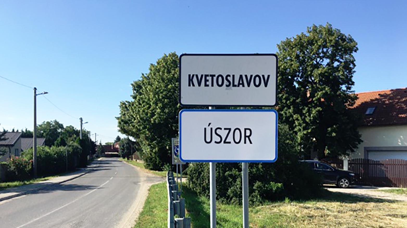Používanie dvojjazyčného názvu obce podľa zákona uvádza 569 samospráv