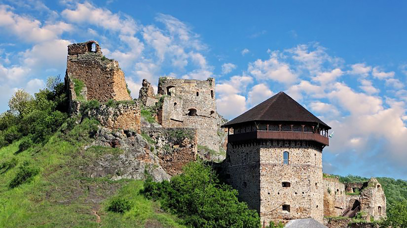 Od mája je Fiľakovský hrad opäť otvorený 