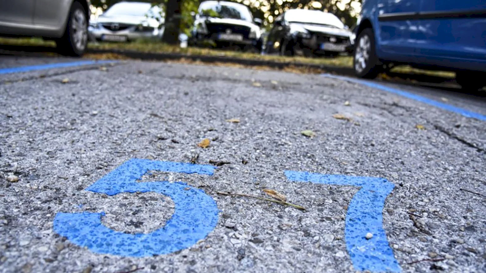 Staré Mesto vstúpi do parkovacej politiky s jednou zónou