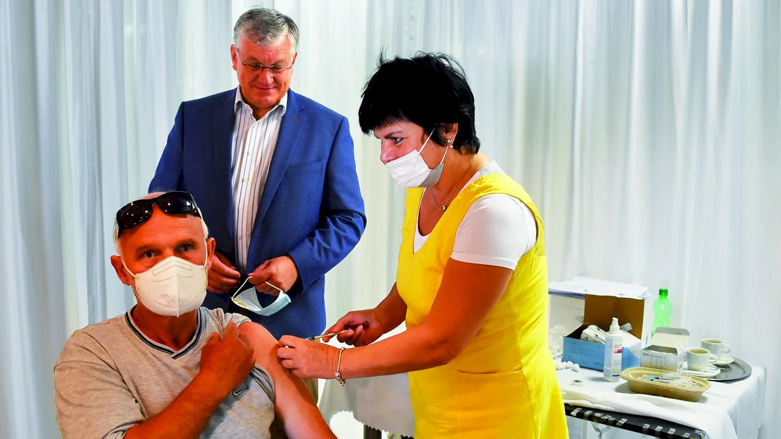 Obyvatelia mesta Gbely nemuseli cestovať za očkovaním