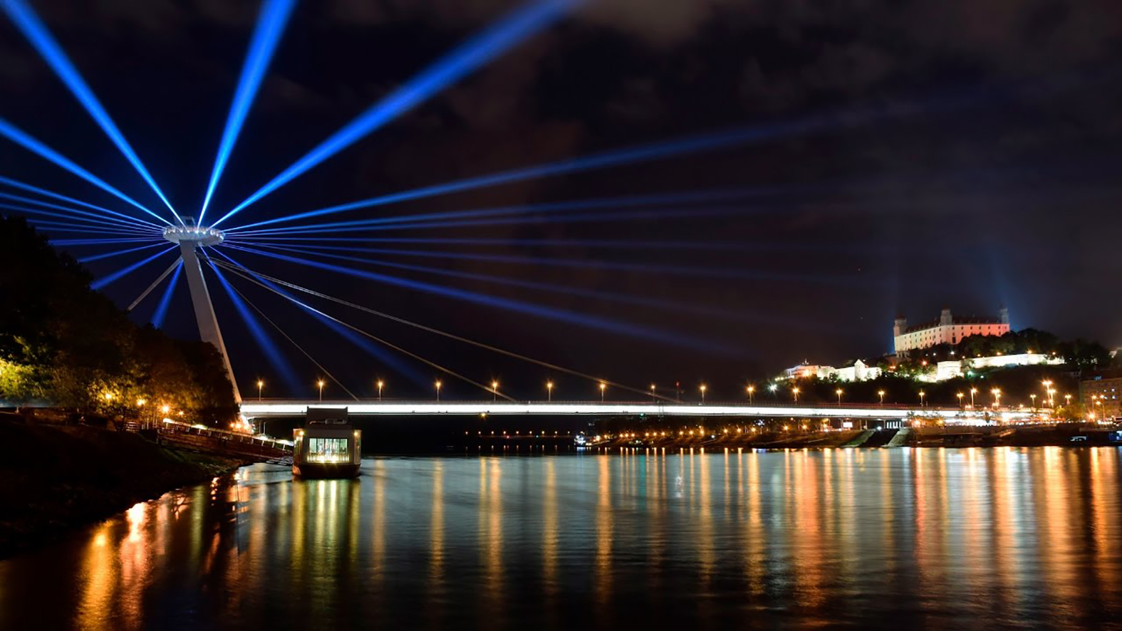 Bratislavu v piatok prežiari Biela noc, festival potrvá do 3. októbra