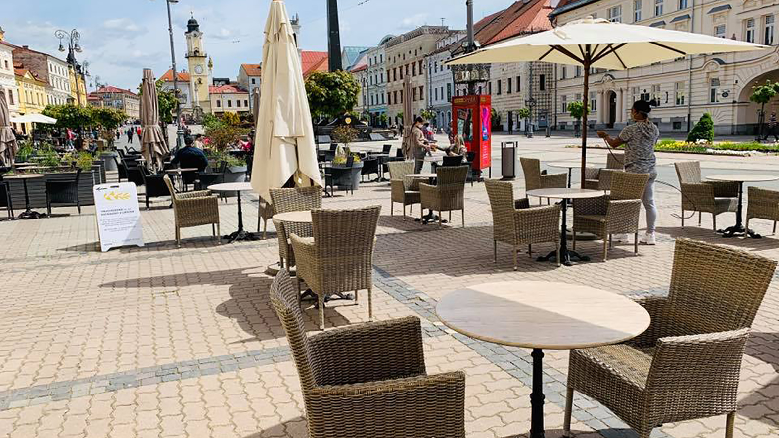 Primátor chce terasy nechať otvorené, čaká na súhlas poslancov MsZ 