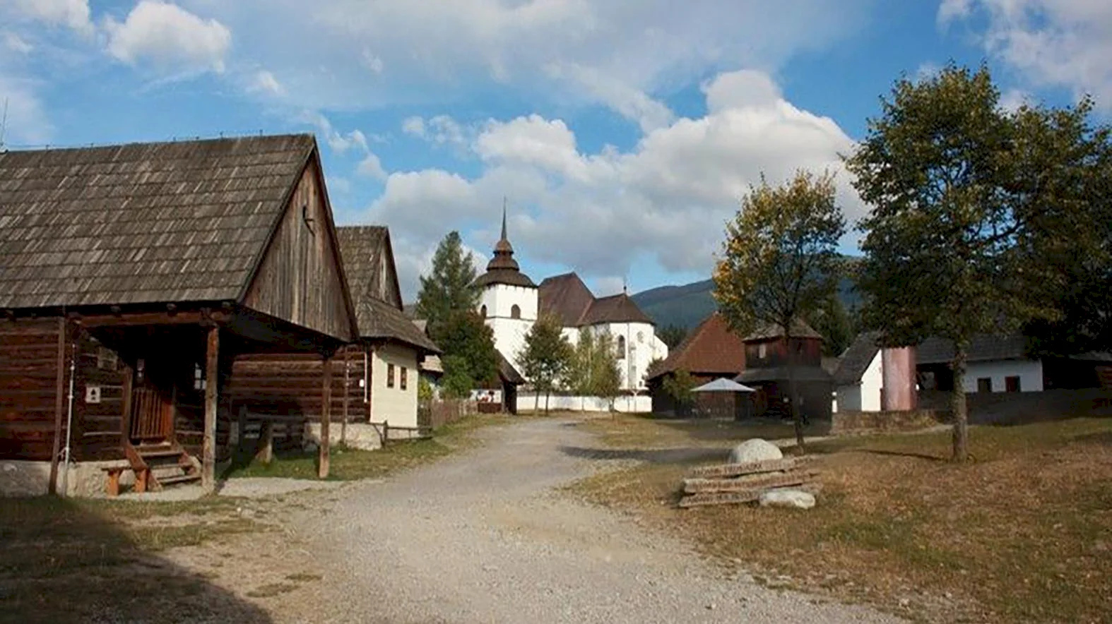 V skanzene vysadili unikátny ovocný sad