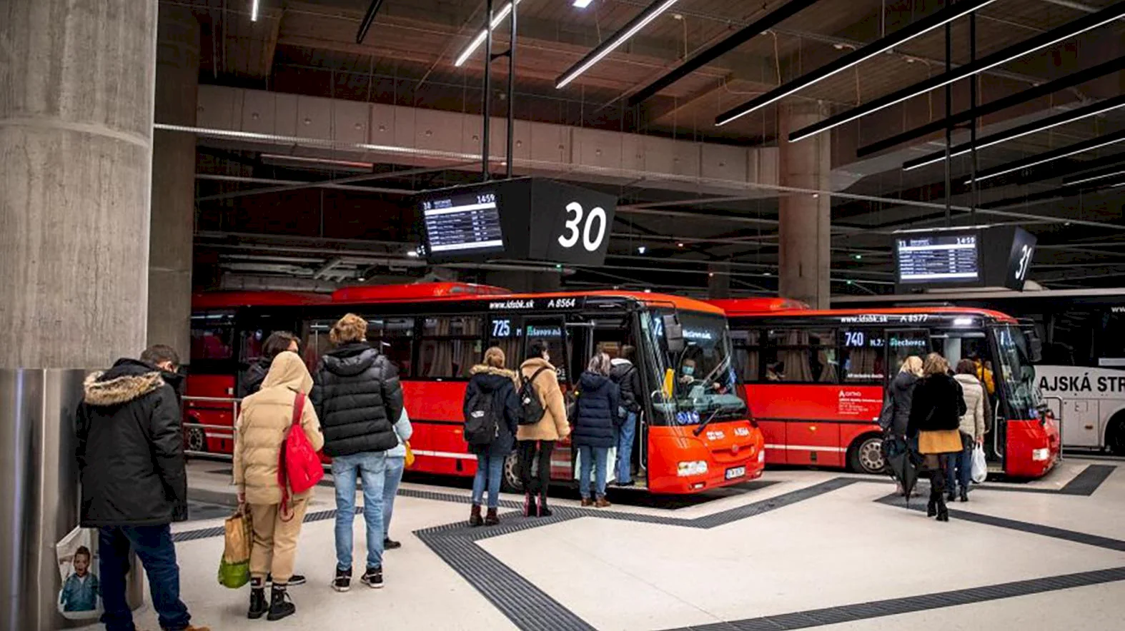 Prímestská autobusová doprava v Bratislavskom kraji bude v januári zadarmo