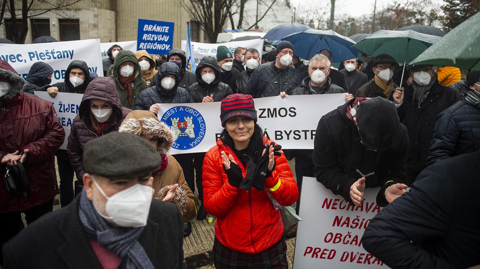 ZMOS protestuje v Bratislave proti nezáujmu vlády i prijímanej legislatíve