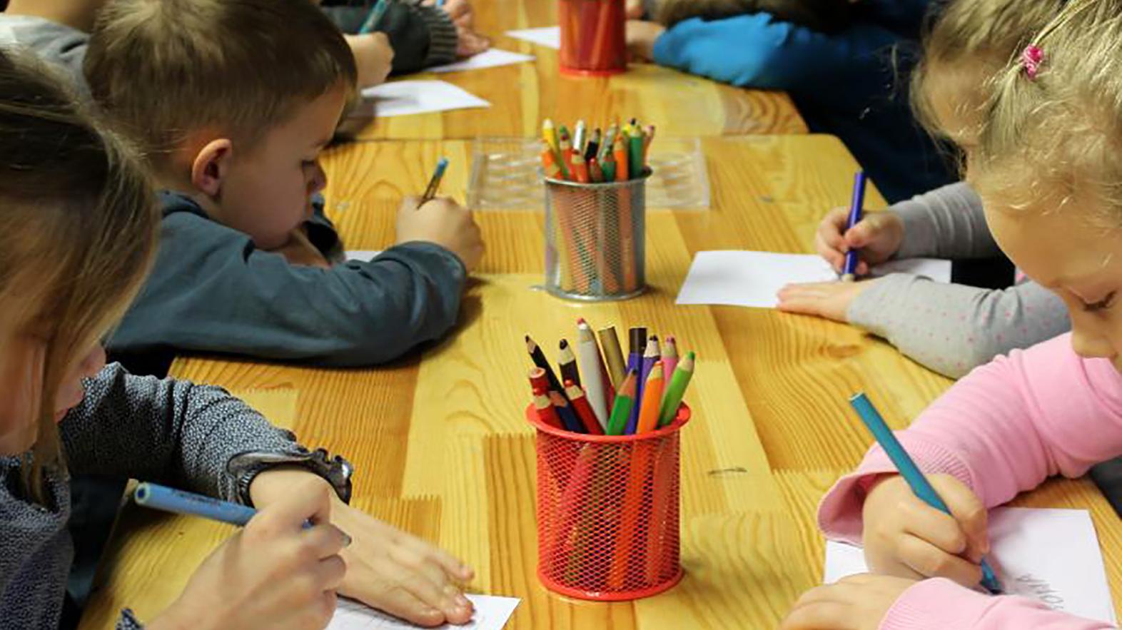 Umiestnenie päťročných detí v rámci povinnej škôlky je vyše 96 percent 