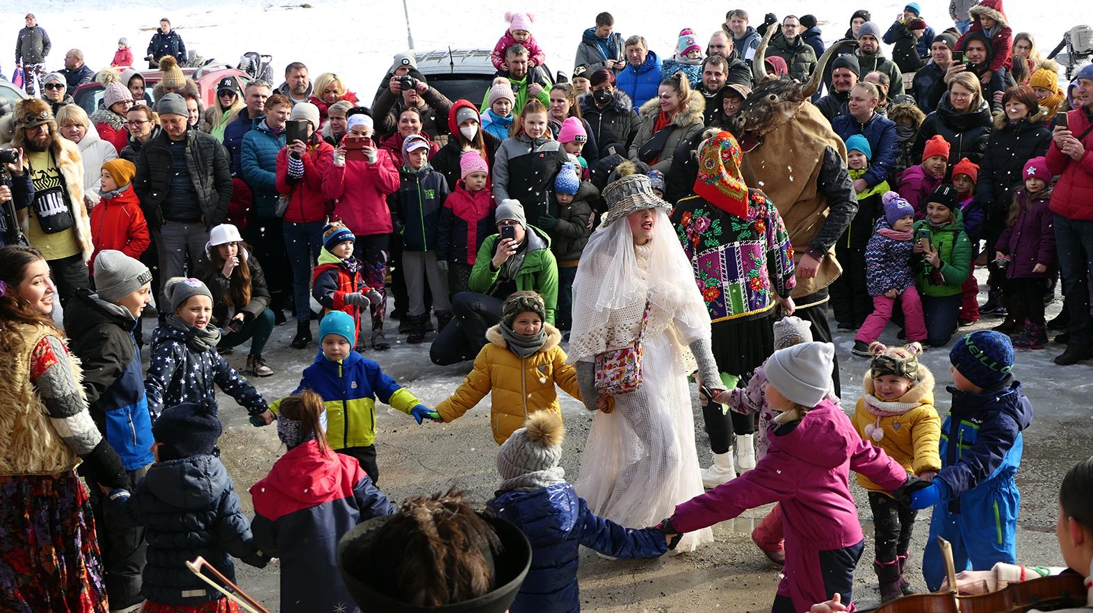 Folkloristi pripomenuli chodenie masiek na konci fašiangov