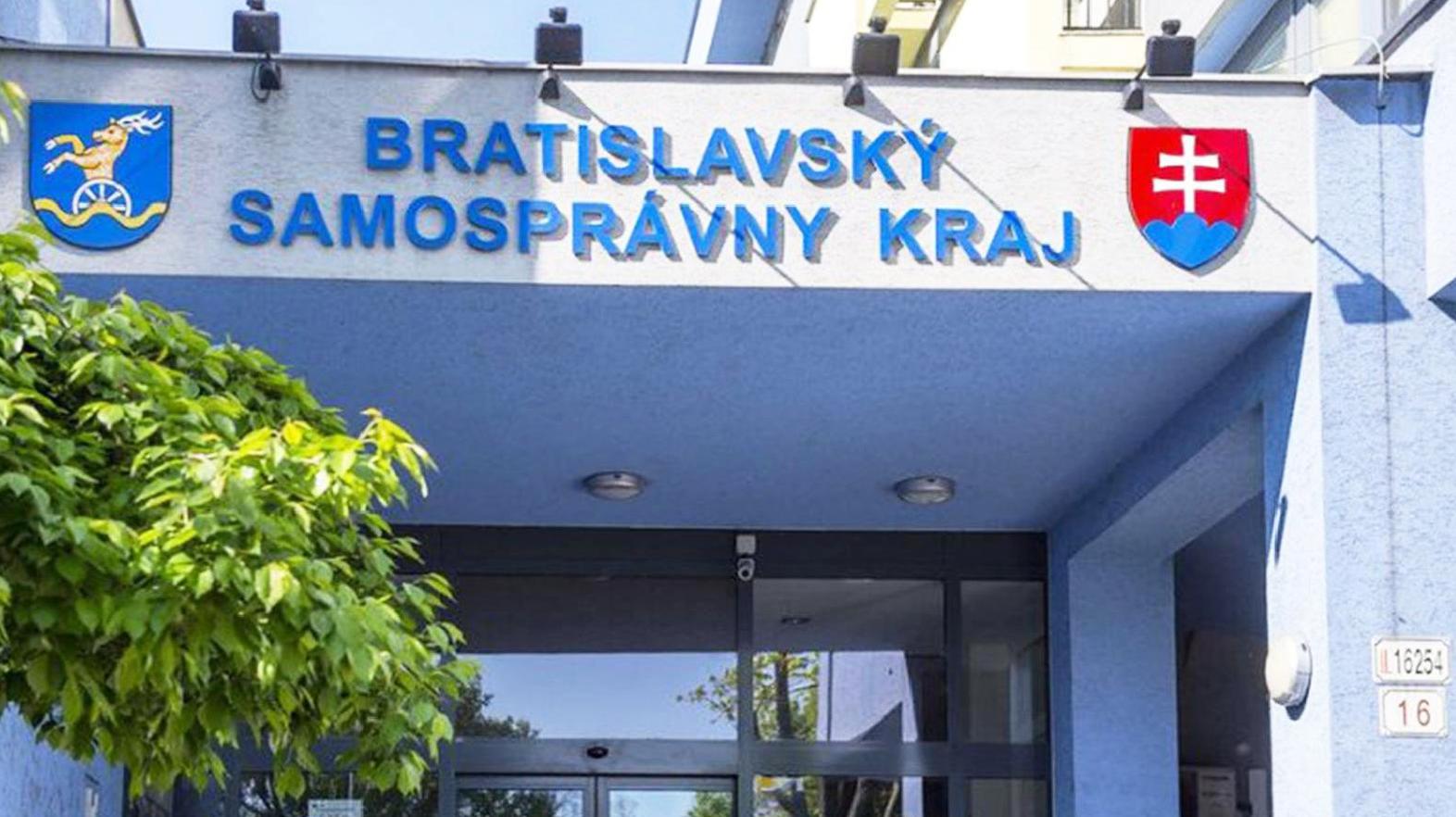 Bratislavská župa ponúka voľné pracovné miesta pre ľudí z Ukrajiny