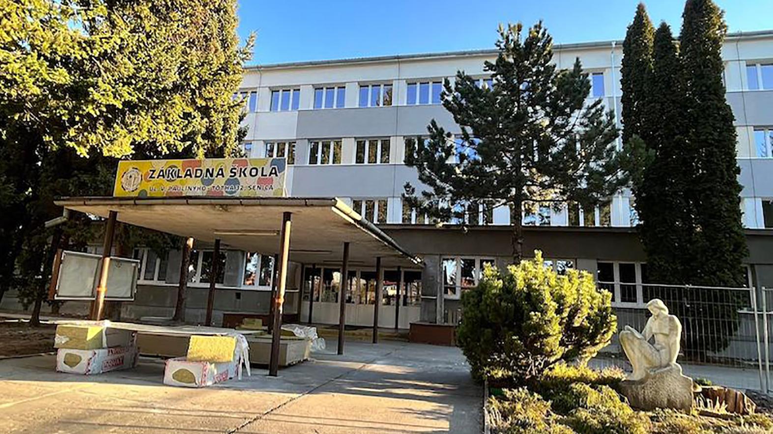 Mesto Senica získalo takmer 400 000 eur na zateplenie základnej školy 
