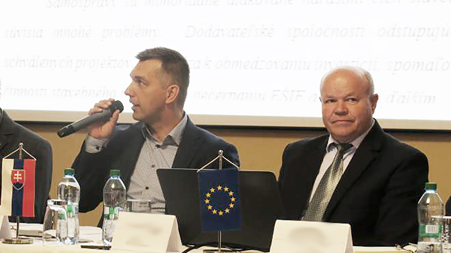 Komuniké zo 17. zasadnutia Predsedníctva ZMOS  
