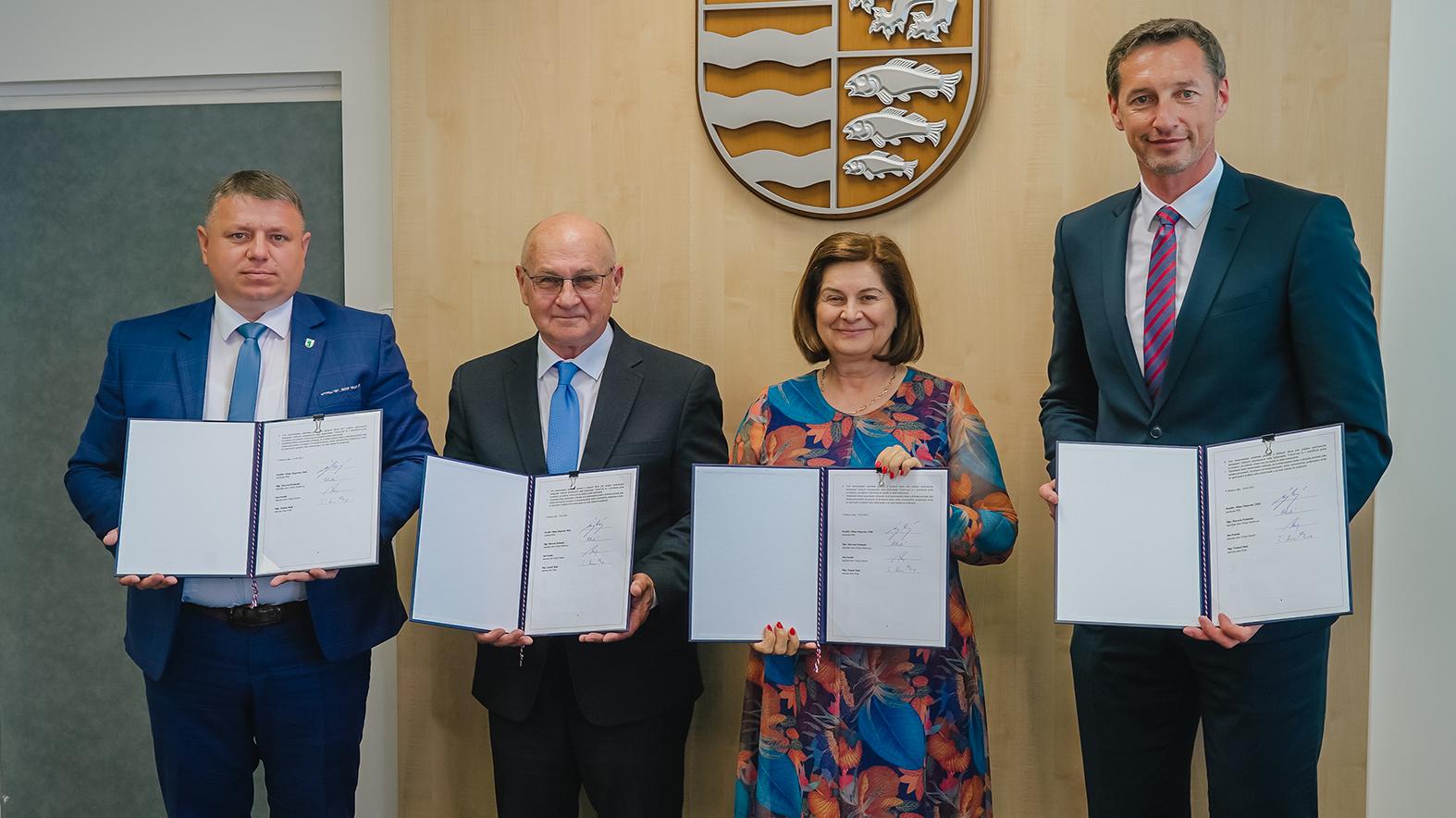 PSK a starostovia obcí podpísali memorandum k Odkalisku Poša