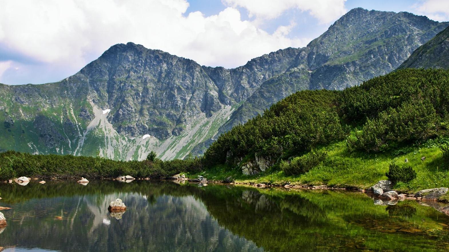 ŽSK vydal v spolupráci s Maticou slovenskou knihu Západné Tatry