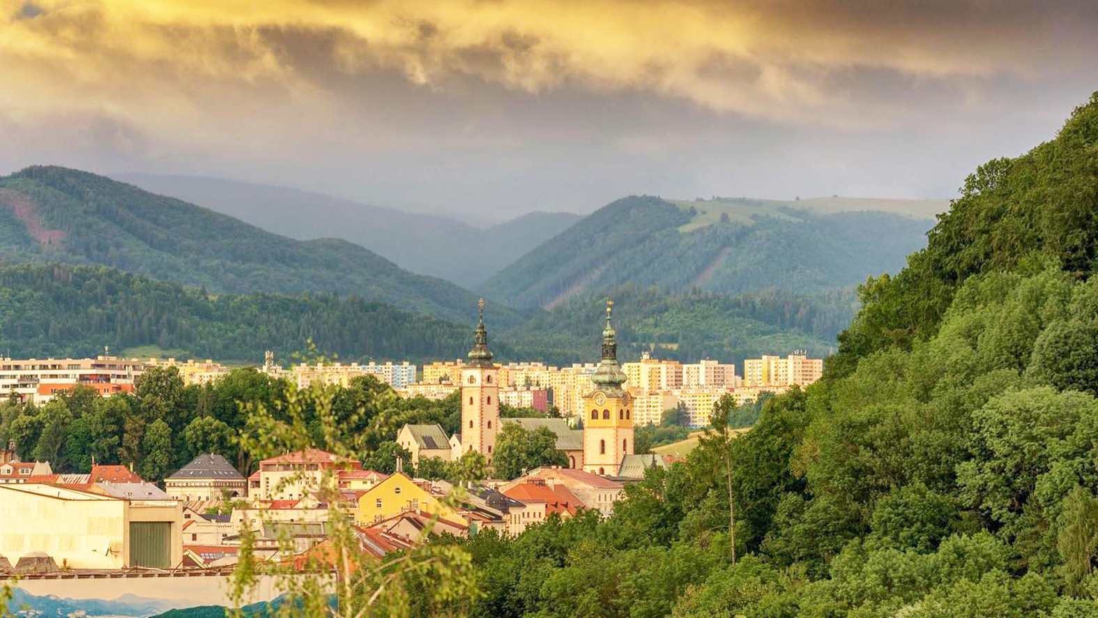 Župa vyzvala vládu, aby pomohla strategickým podnikom cez envirofond
