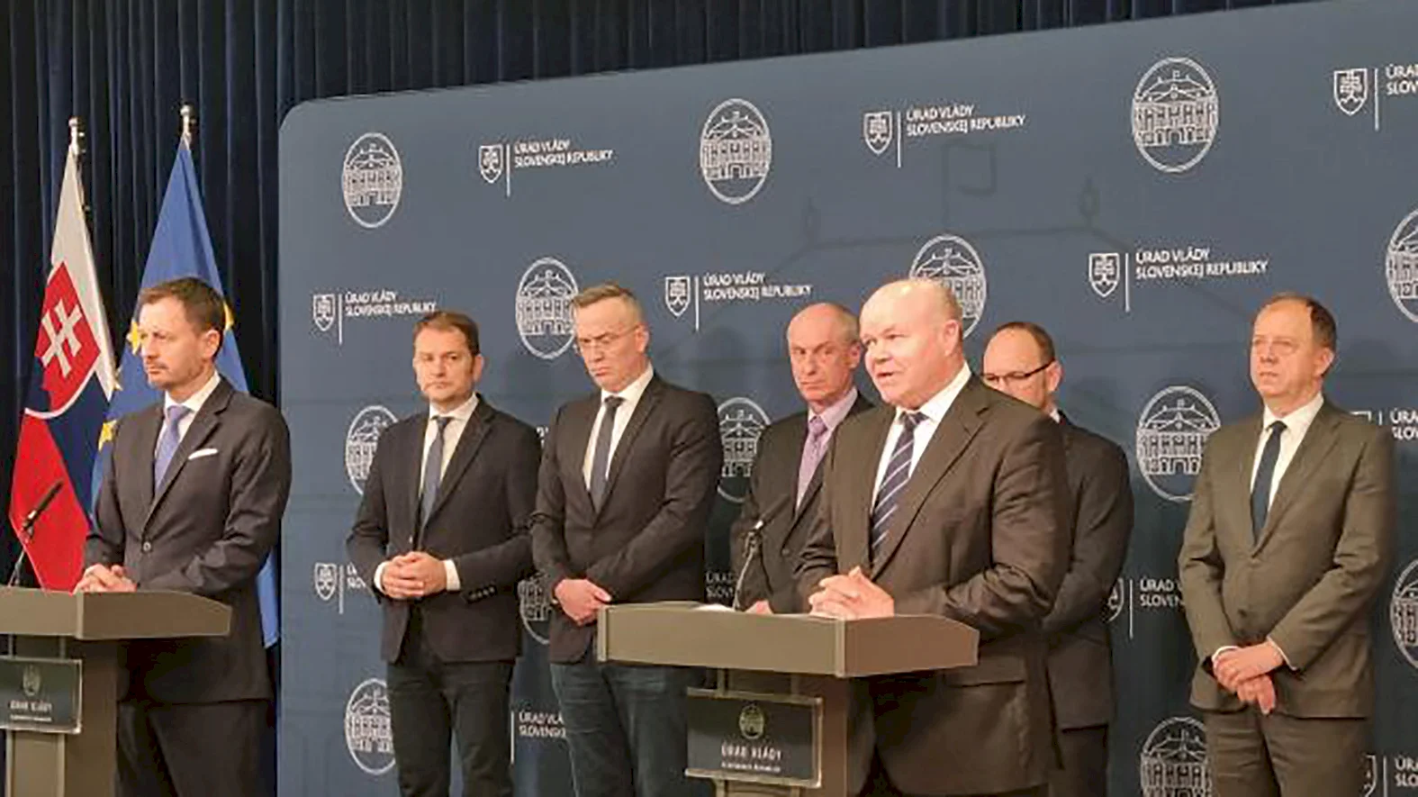 Vláda sa dohodla so samosprávami na pomoci v energokríze  