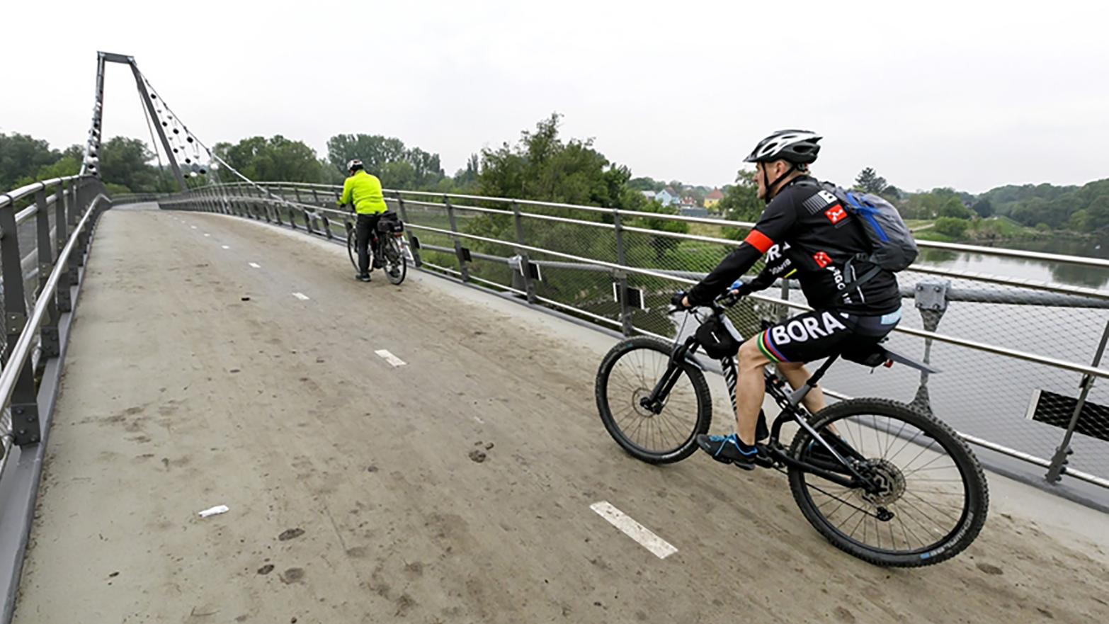 Výstavba slovensko-maďarského cyklomosta Dobrohošť – Dunakiliti sa začala