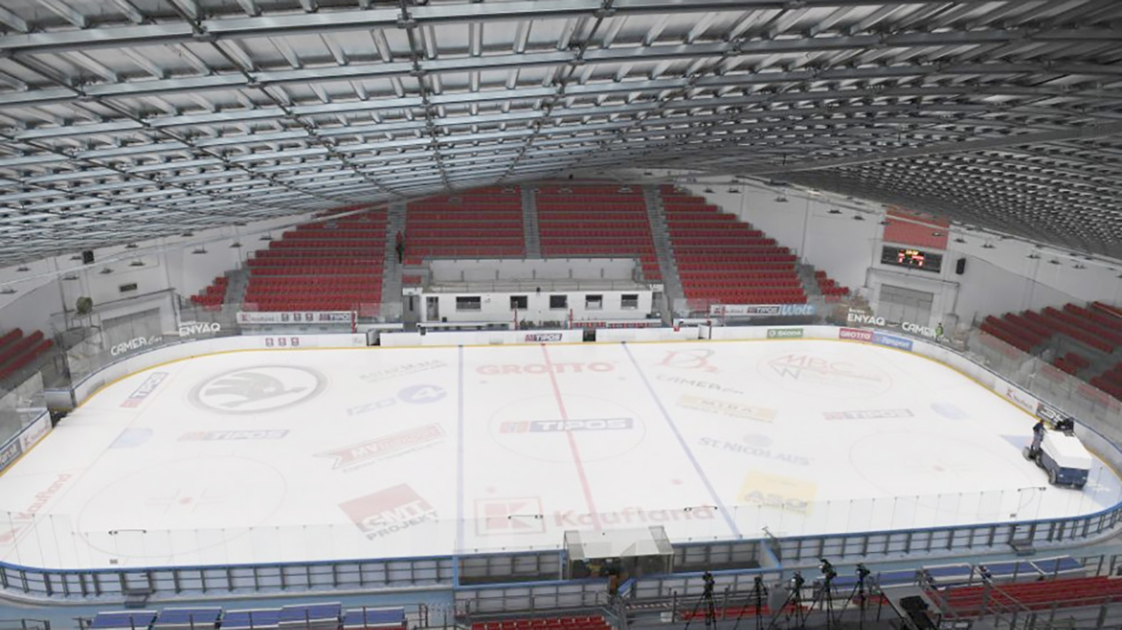 Mesto Nitra uvažuje o získaní súkromného zimného štadióna na sídlisku Klokočina