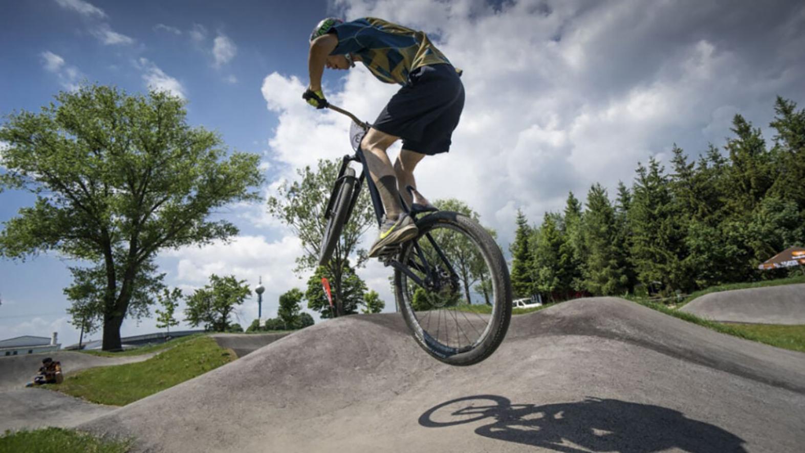 V Dolnom Kubíne vybudovali novú pumptrackovú dráhu