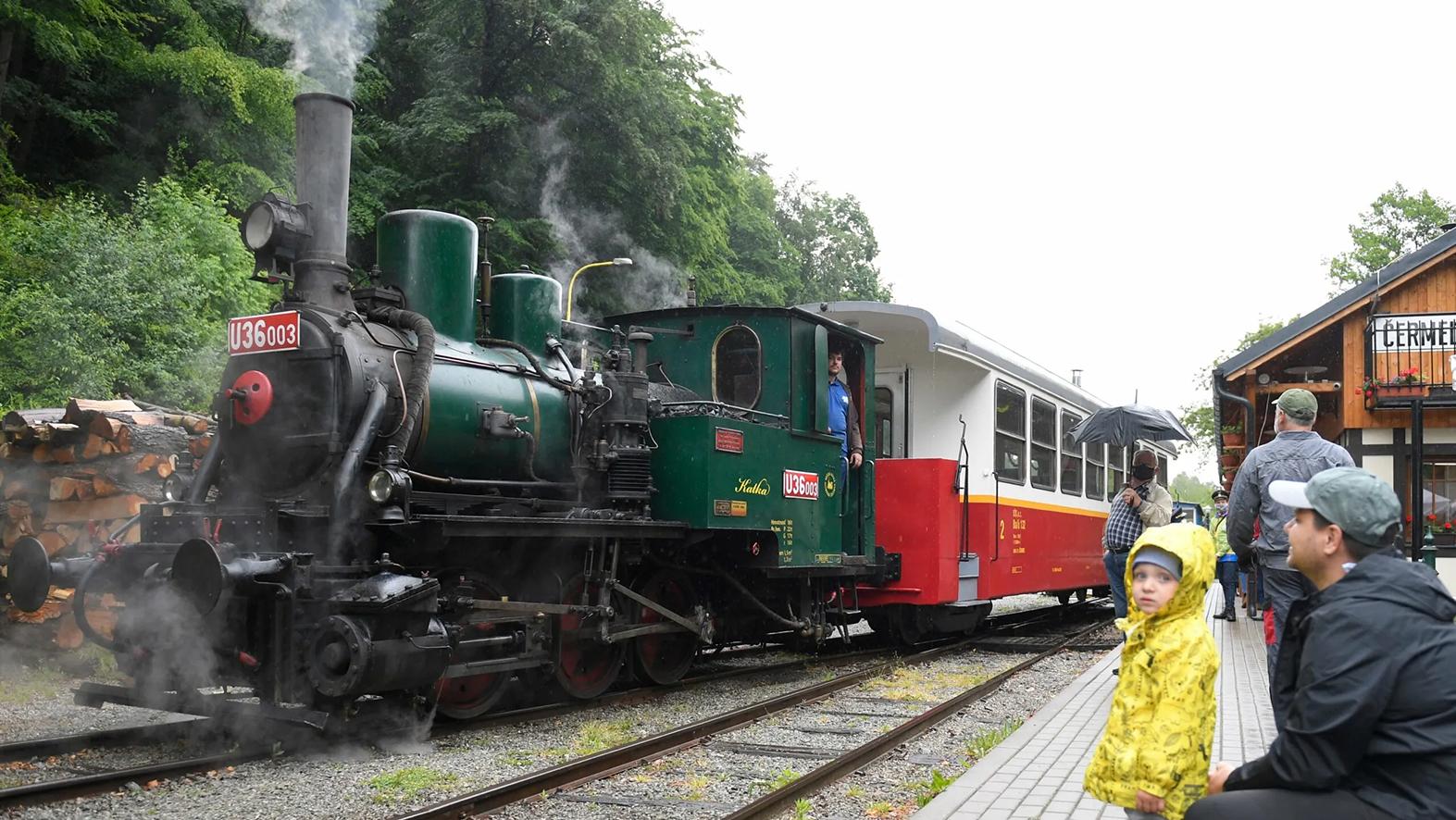 Detská železnica vďaka projektu opäť sprevádzkuje parný rušeň Katka