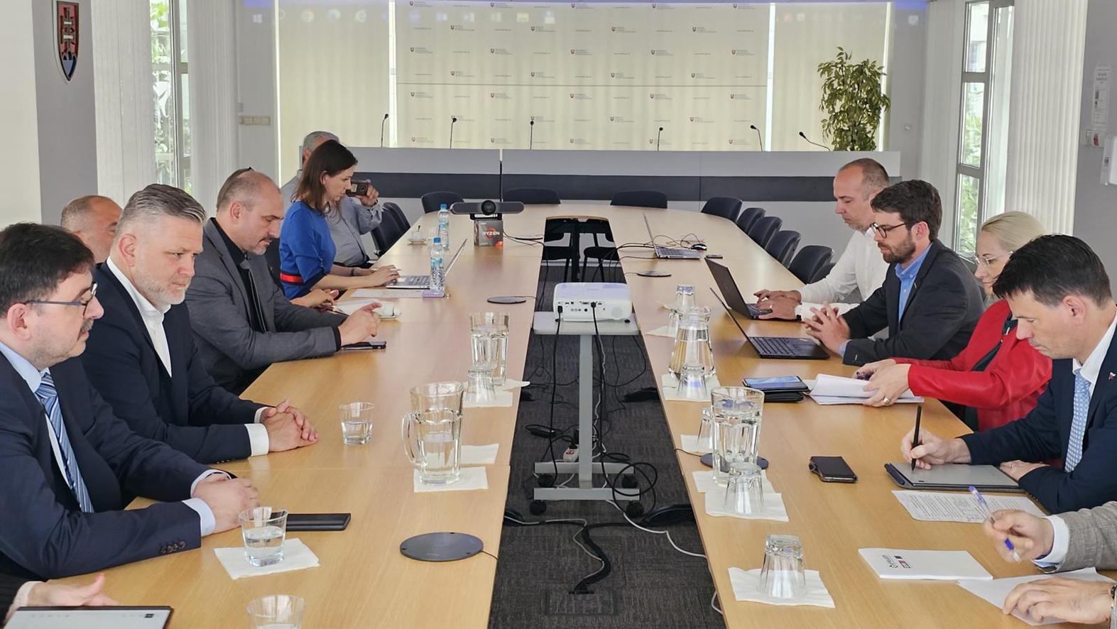 Zástupcovia ZMOS rokovali s ministrom zdravotníctva SR Michalom Palkovičom