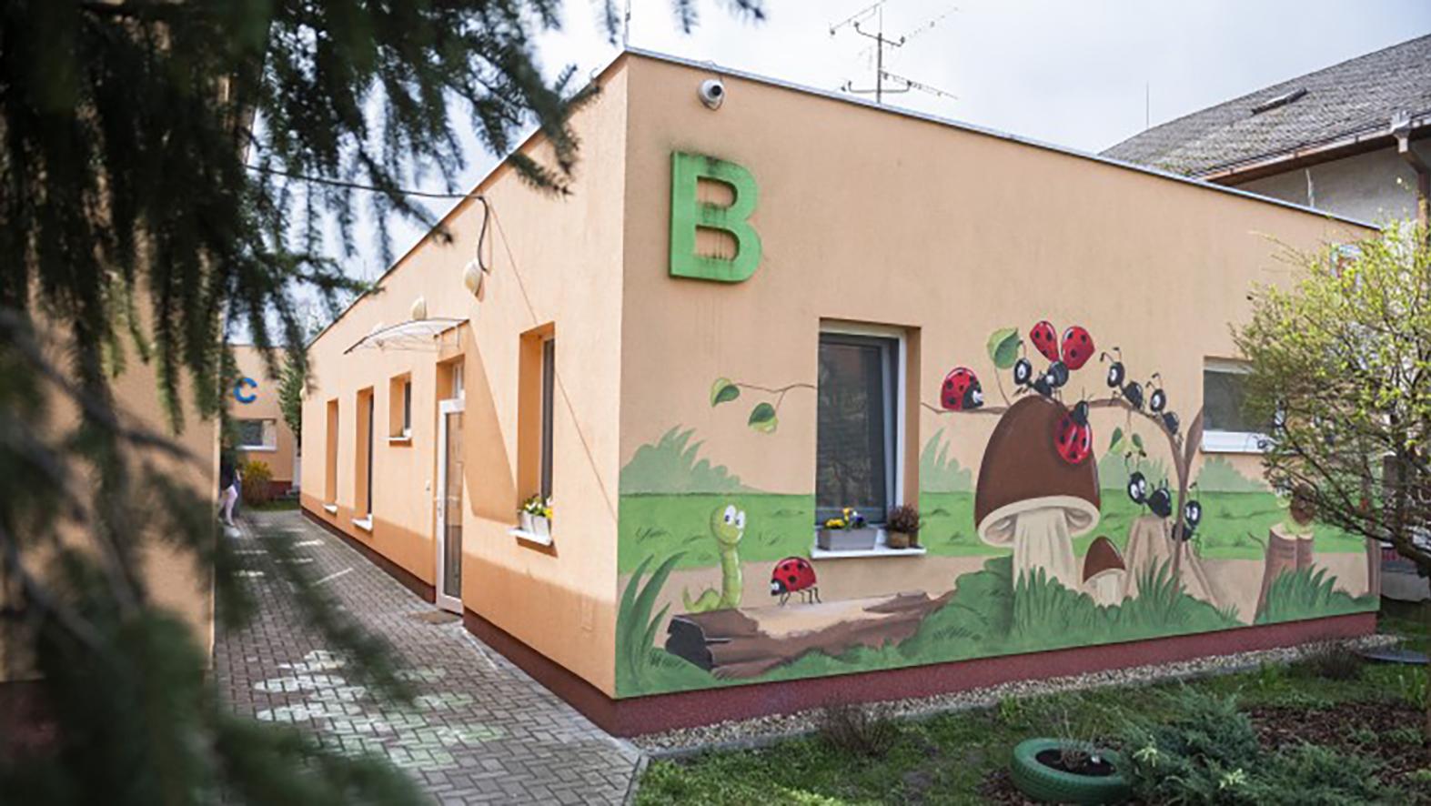 Mesto plánuje zrušiť MŠ v Horných Ozorovciach