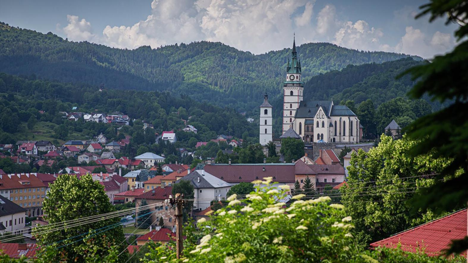 Piknik na hrade oživí pánske kluby a dámske spolky 19. storočia