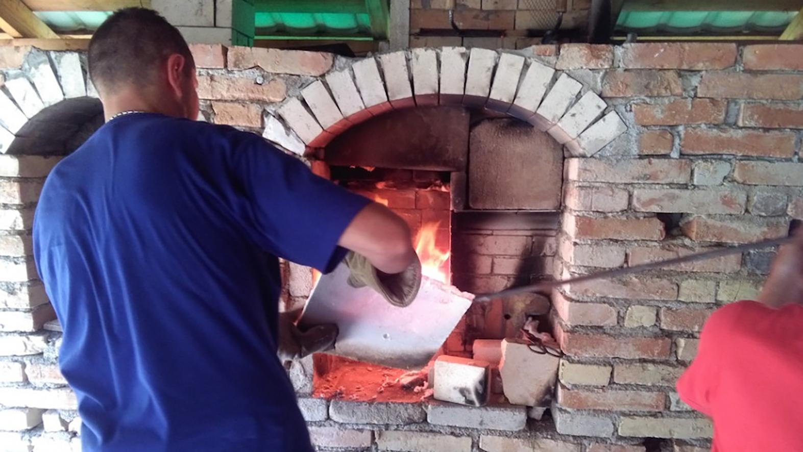 Bzovské sklárske dni opäť priblížia výrobu ručne valcovaného skla