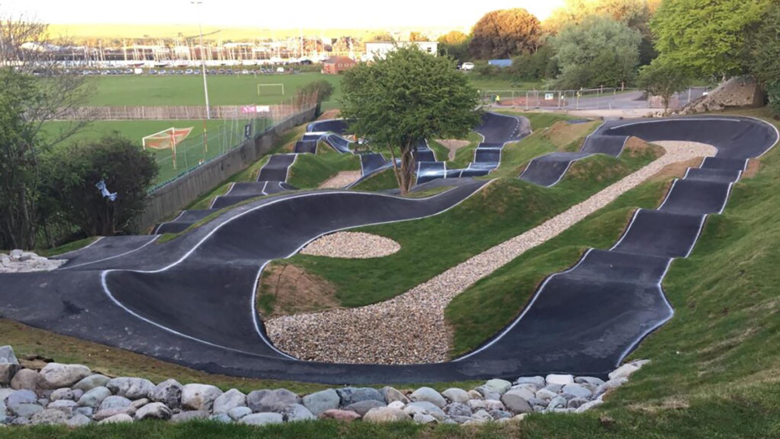 Trenčín vybuduje v parku pod Juhom pumptrackové dráhy