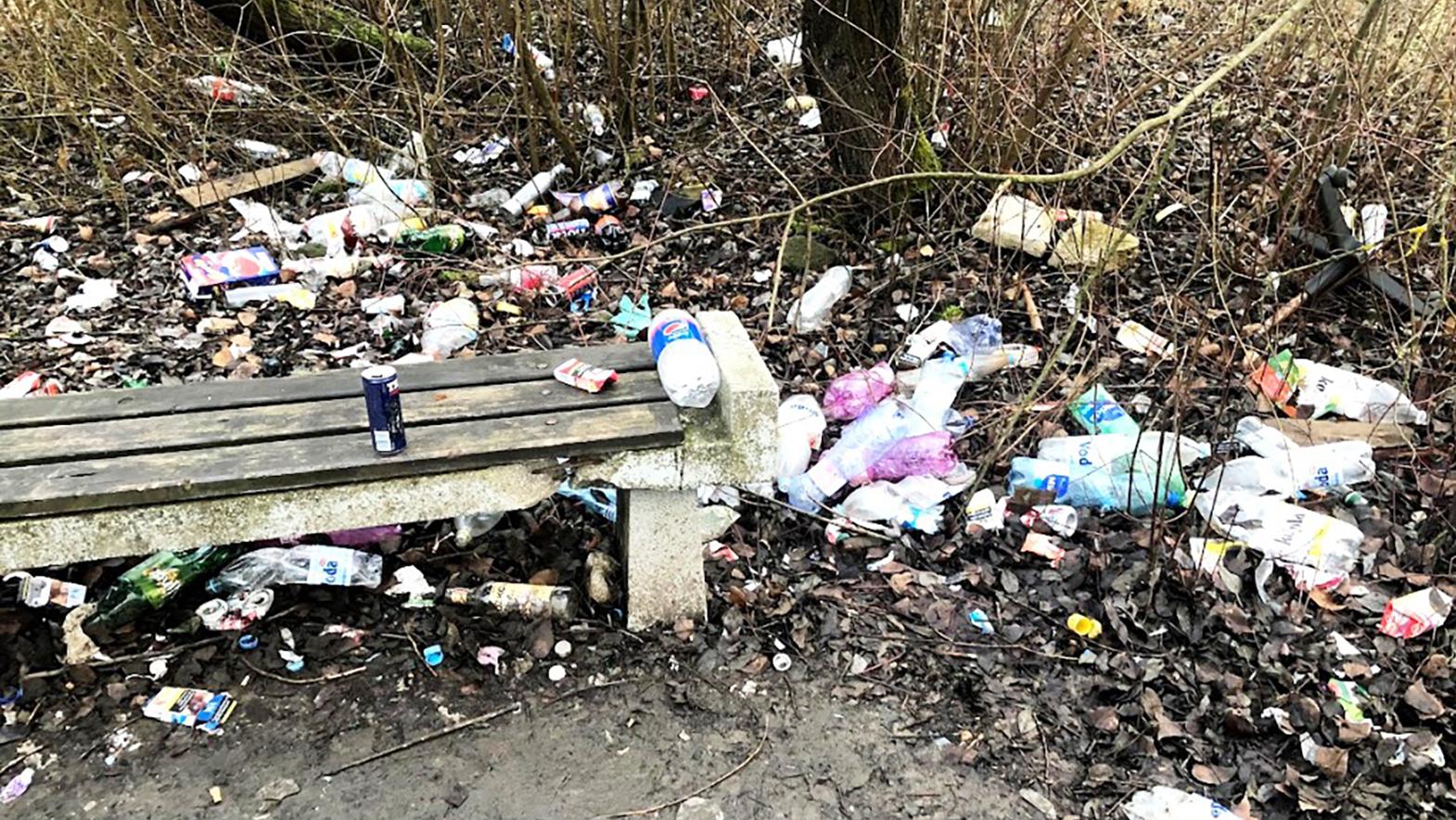 Najčastejšie končia v prírode odhodené cigaretové ohorky a plastové obaly