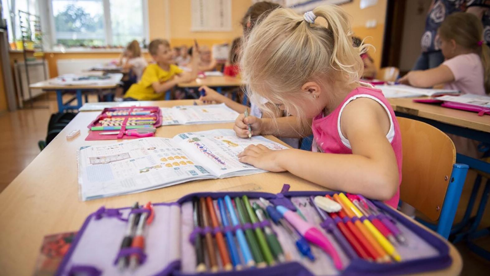 Dolnokubínčania môžu žiadať o príspevok pri nástupe dieťaťa na školskú dochádzku