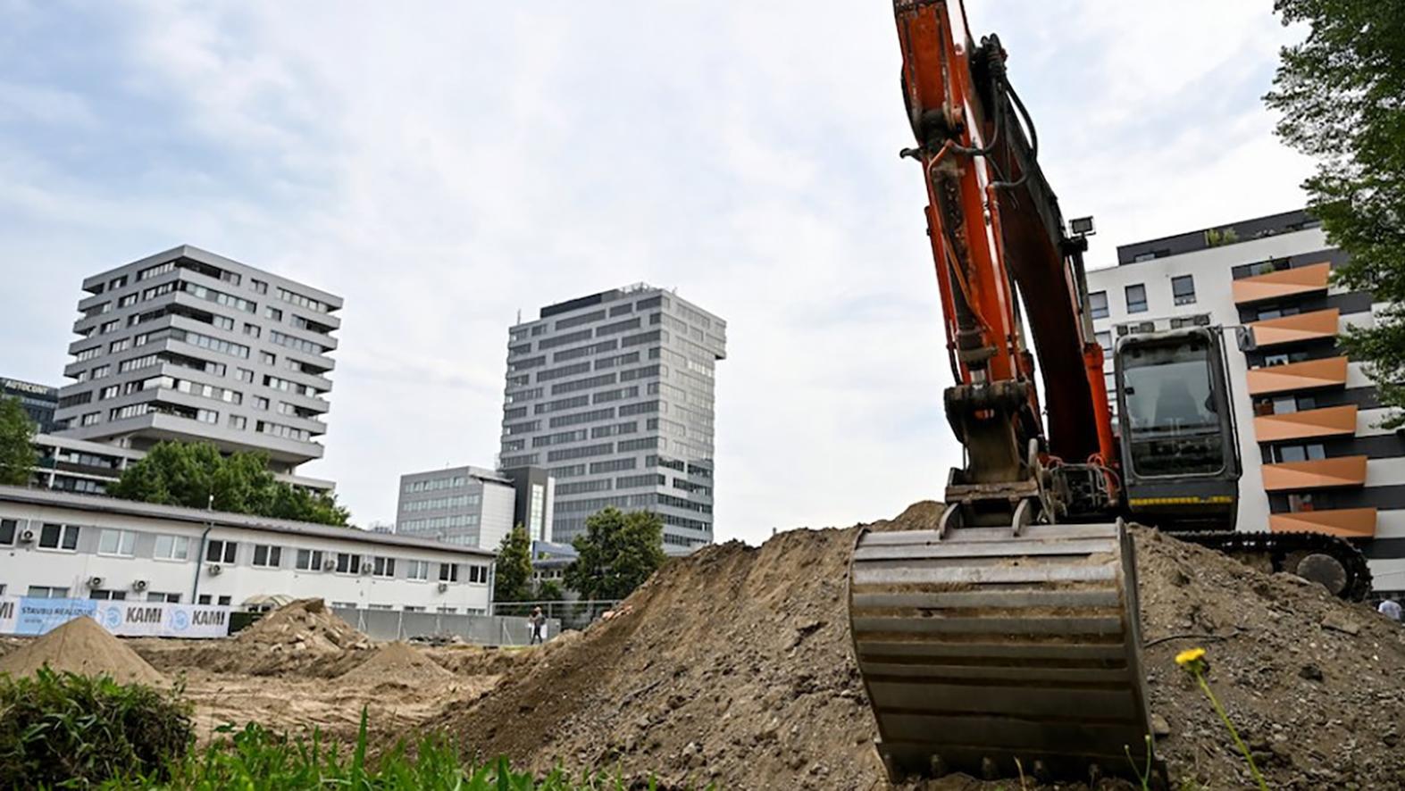Mesto Bratislava začína s výstavbou nájomných bytov na Muchovom námestí