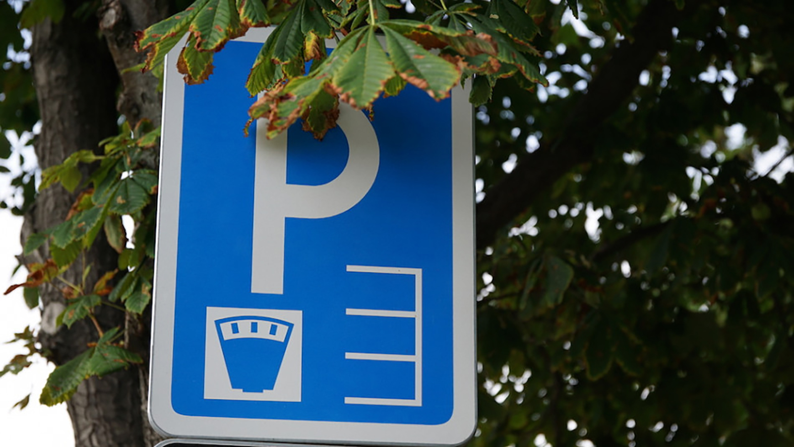 Radnica chce lepšie podmienky na celodenné parkovanie i pre opatrovateľov