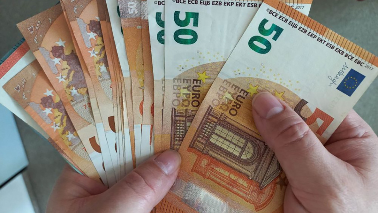 Miestne dane a poplatok za odpad budú od nového roka vyššie