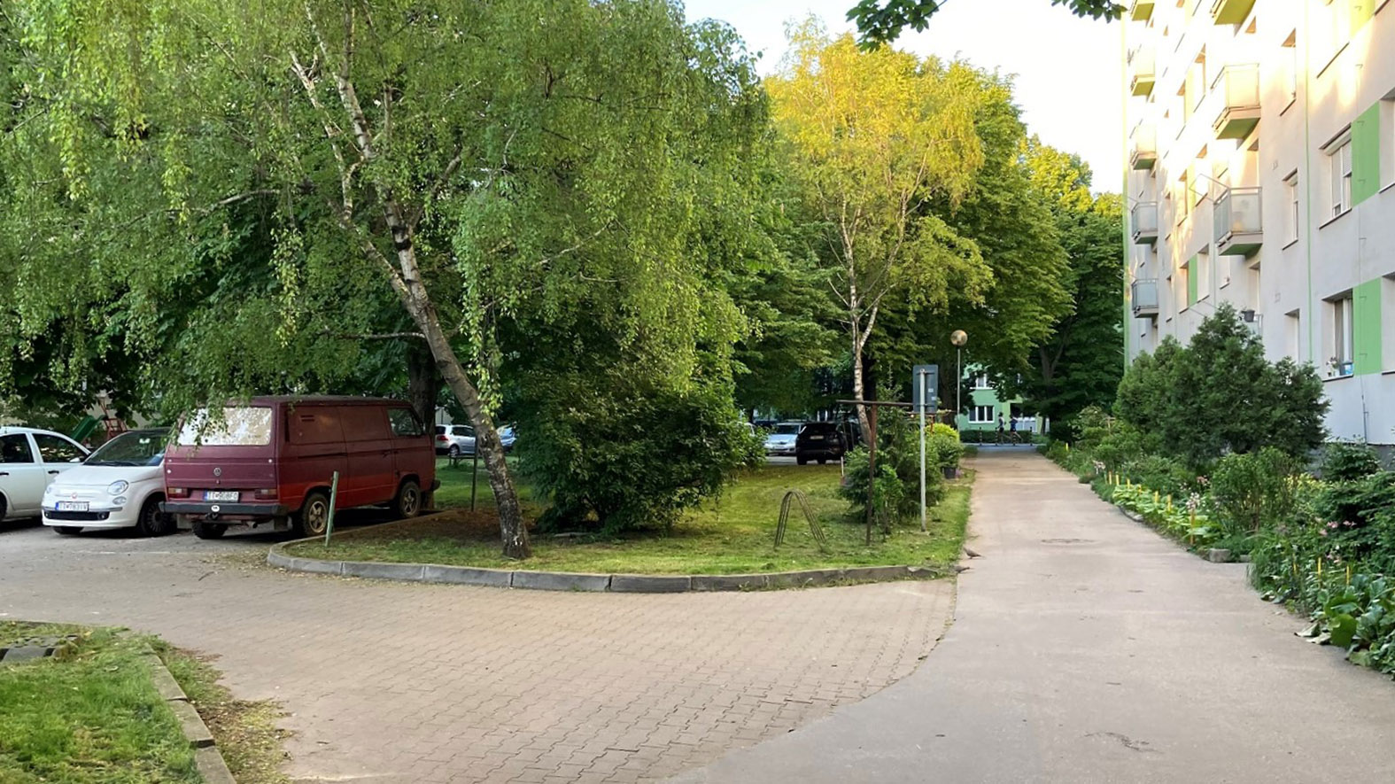 K revitalizácii dvorov na Špačinskej sa môžu obyvatelia vyjadriť