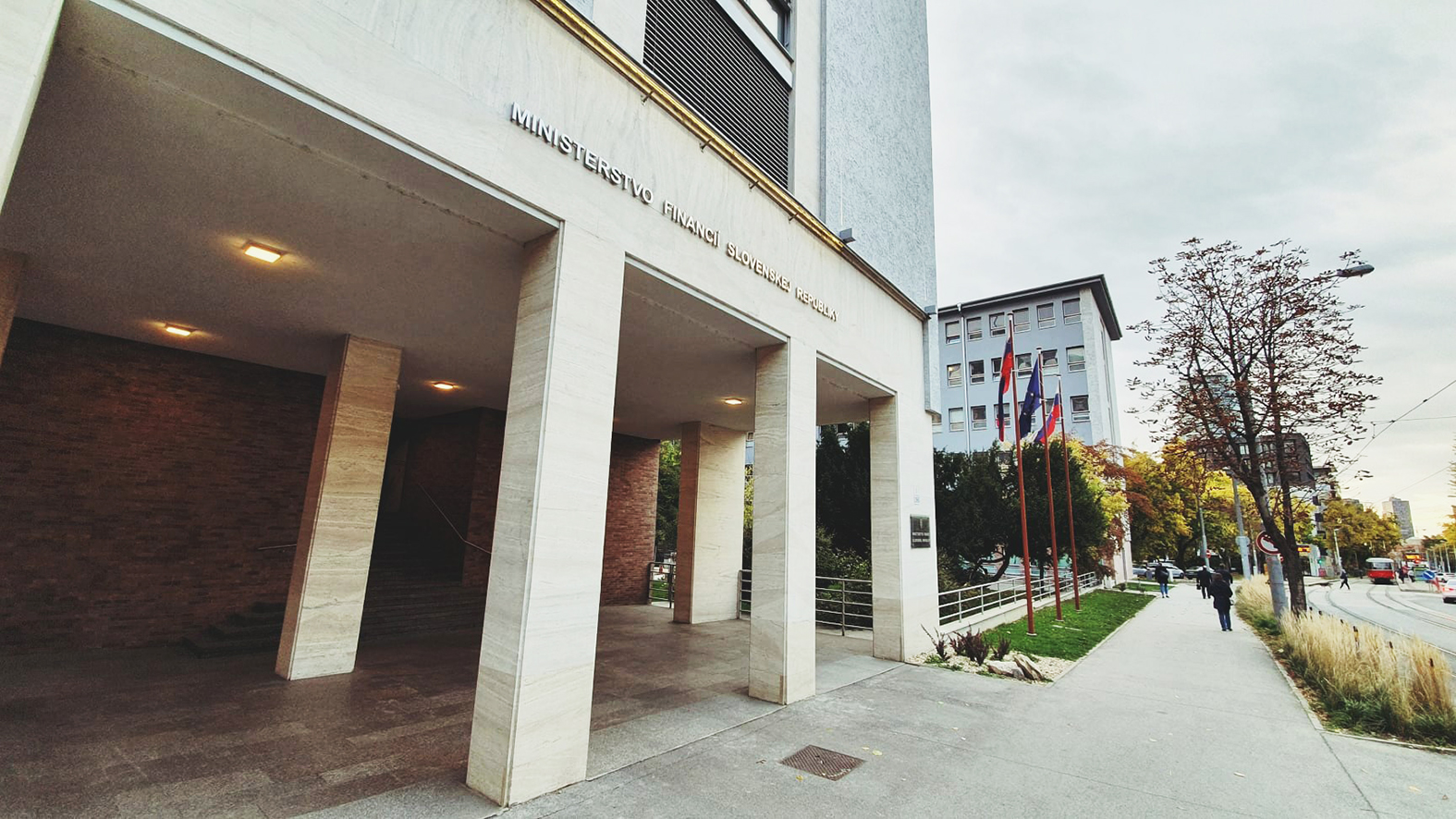 Rezort financií predstavil pomoc s hypotékami  