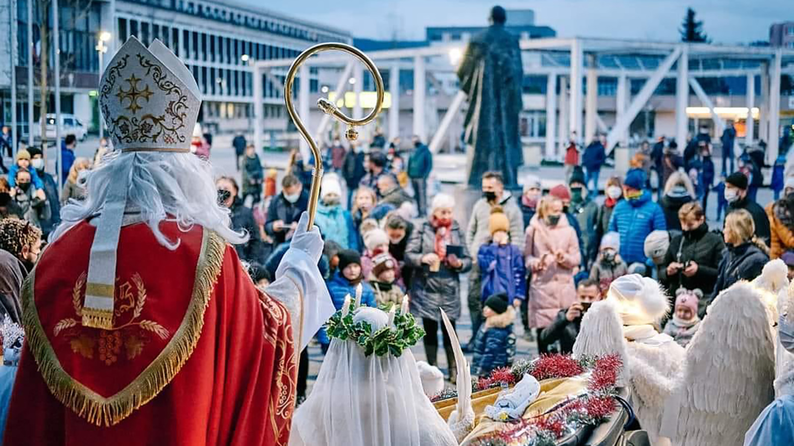 Vianočné trhy budú sprevádzať koncerty aj živý betlehem