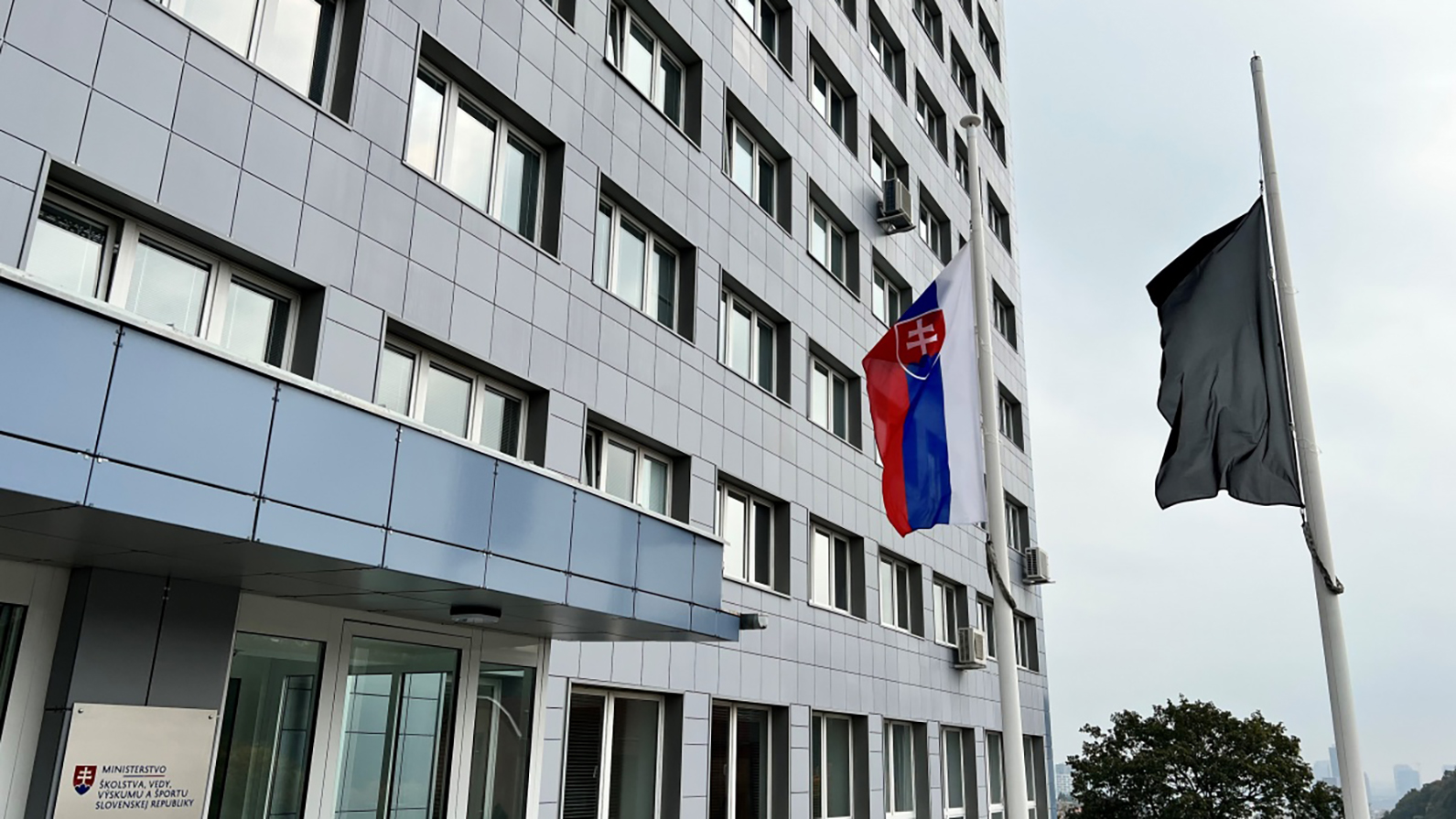 Spúšťajú historicky najväčšiu investíciu do digitalizácie školstva  