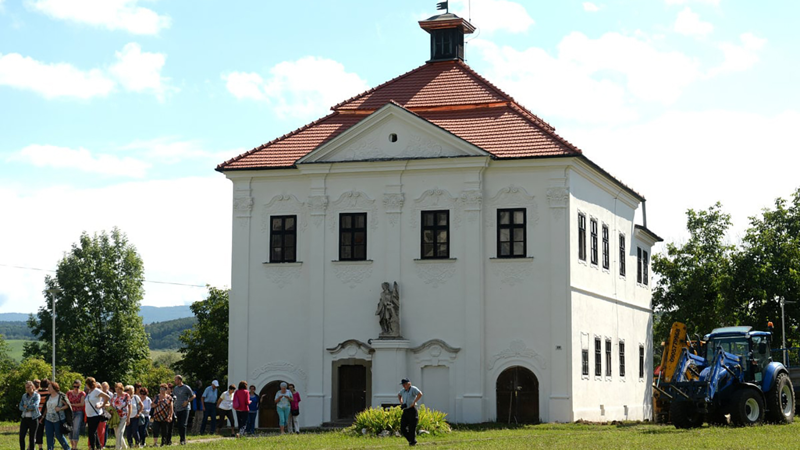 Obec obnovila historický kaštieľ Florián, je v ňom úrad aj výstava