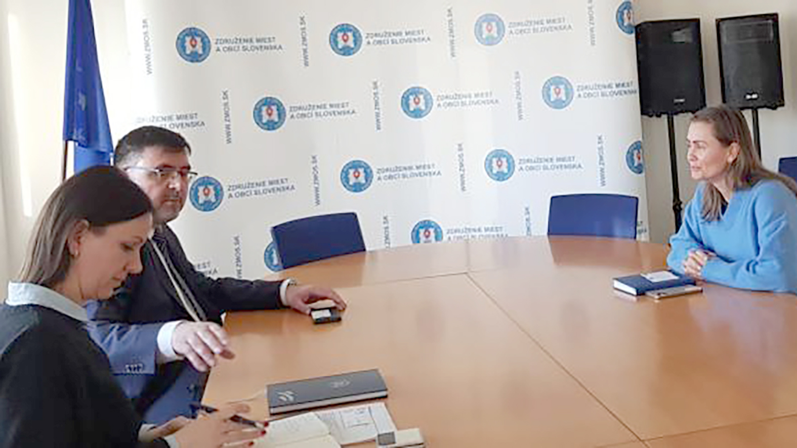 Podpora jednorodičovských rodín bola témou stretnutia ZMOS a OZ Jeden rodič  