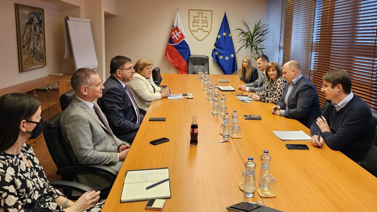 ZMOS rokoval s rezortom financií k dani z nehnuteľností  