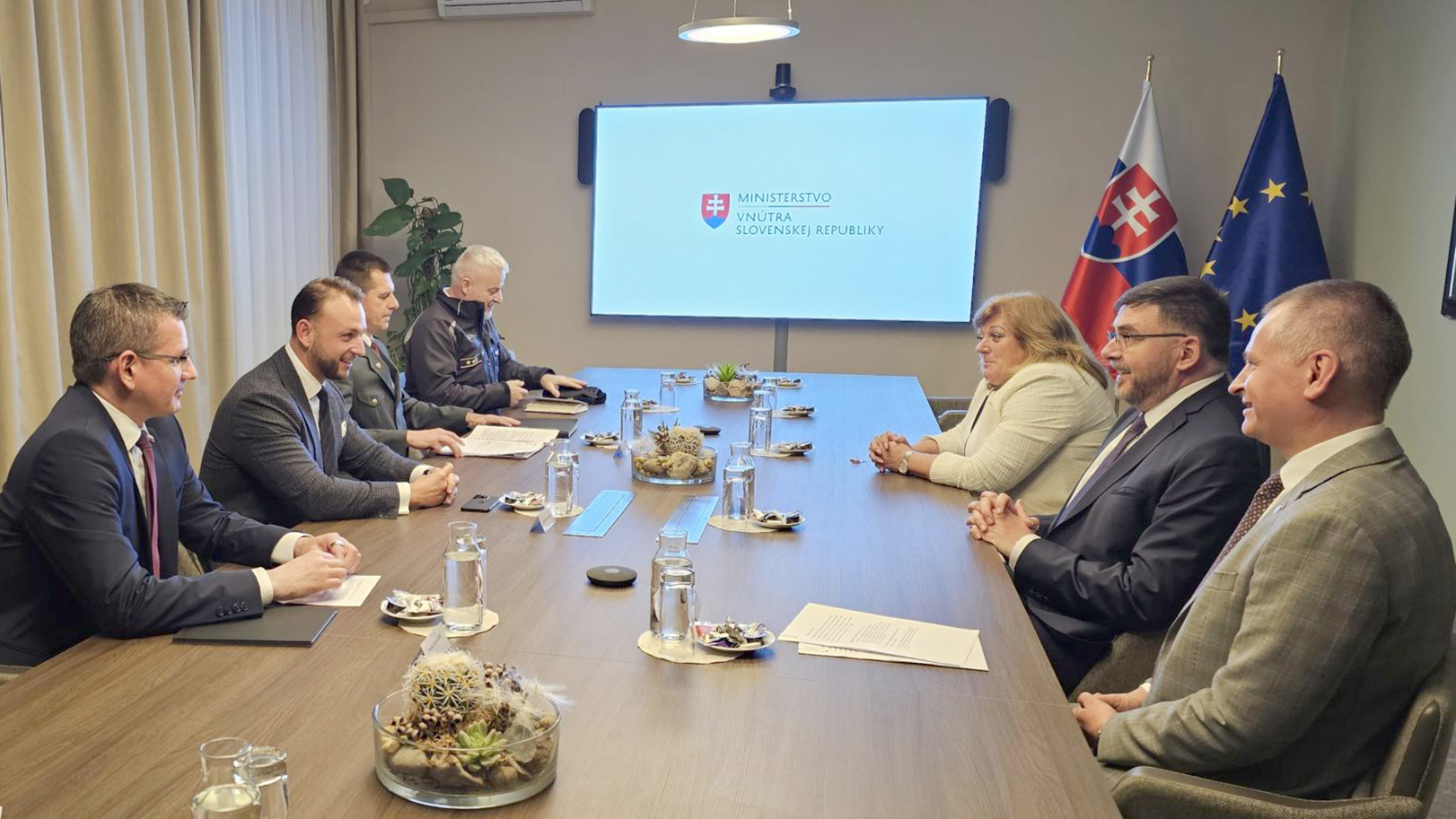 ZMOS rokoval s ministrom vnútra SR i s prezidentom Policajného zboru SR  