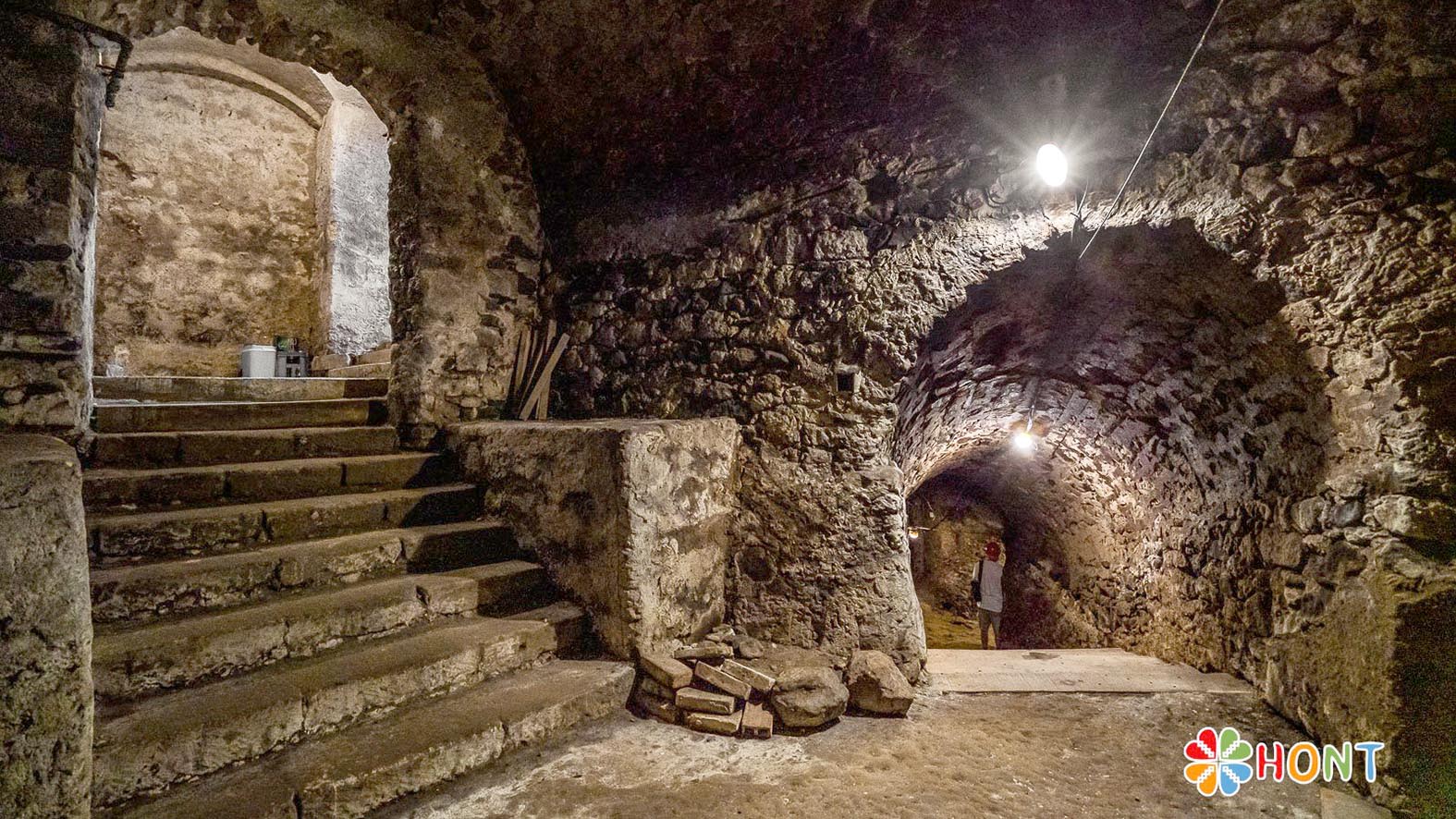 Krupinské podzemné pivnice navštívilo vlani viac ako 1500 turistov a 700 žiakov