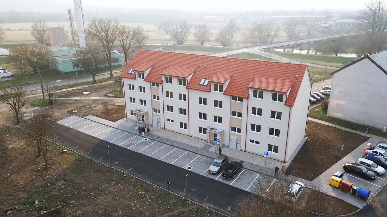 Šahy: Mesto odovzdalo 19 nových nájomných bytov, pripravuje výstavbu 38 ďalších