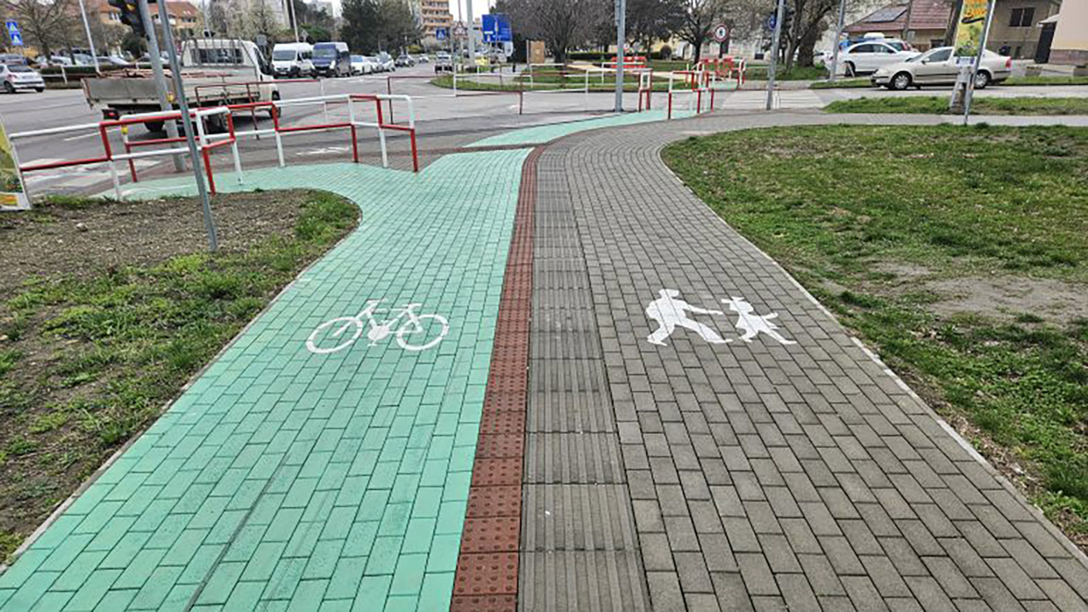 Výstavba cyklotrás v Komárne pokračuje