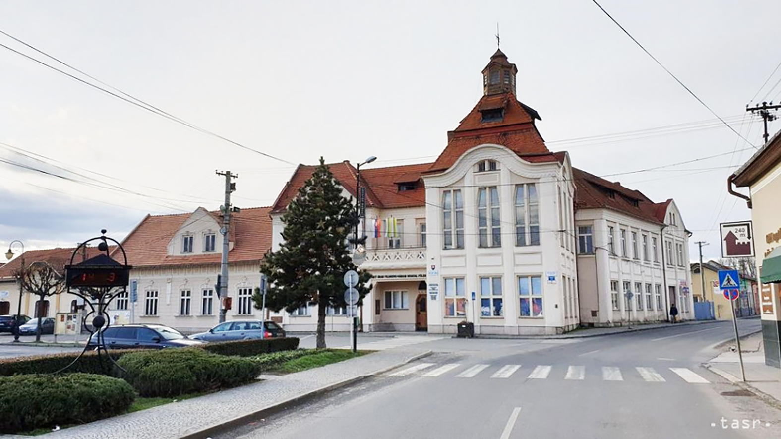 Mesto sa pripravuje na rekonštrukciu budovy MsÚ, úrad presťahovali