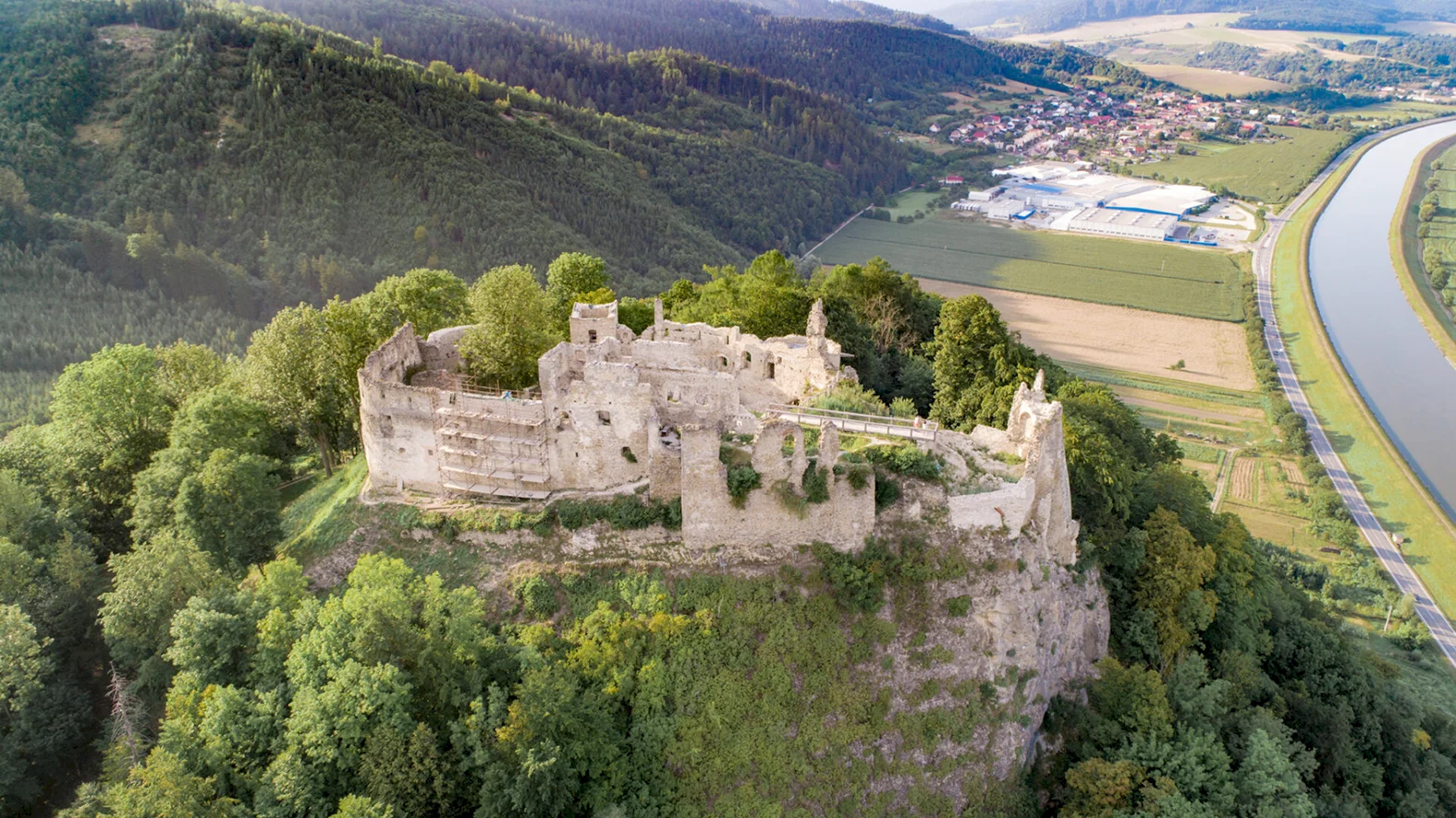 Hrad Bystrica vstupuje do novej turistickej sezóny s dvomi novinkami 