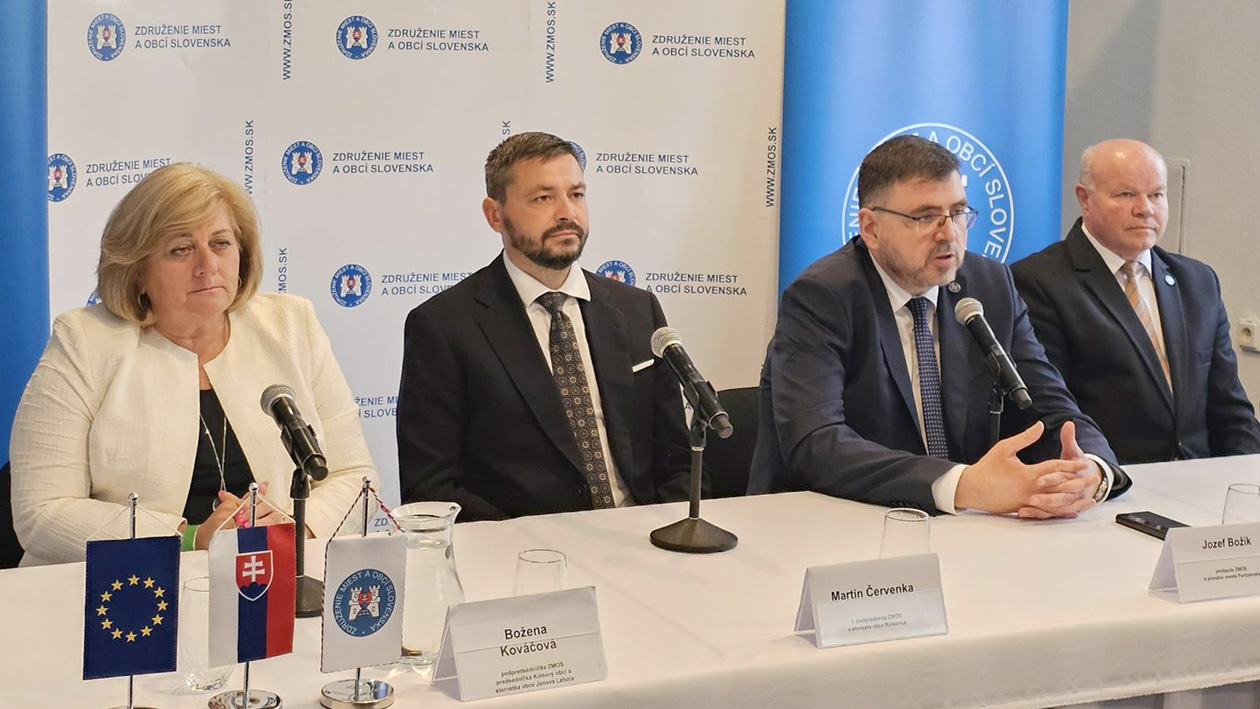 Božik: ZMOS je nestranícka organizácia, má zmluvy s viacerými stranami