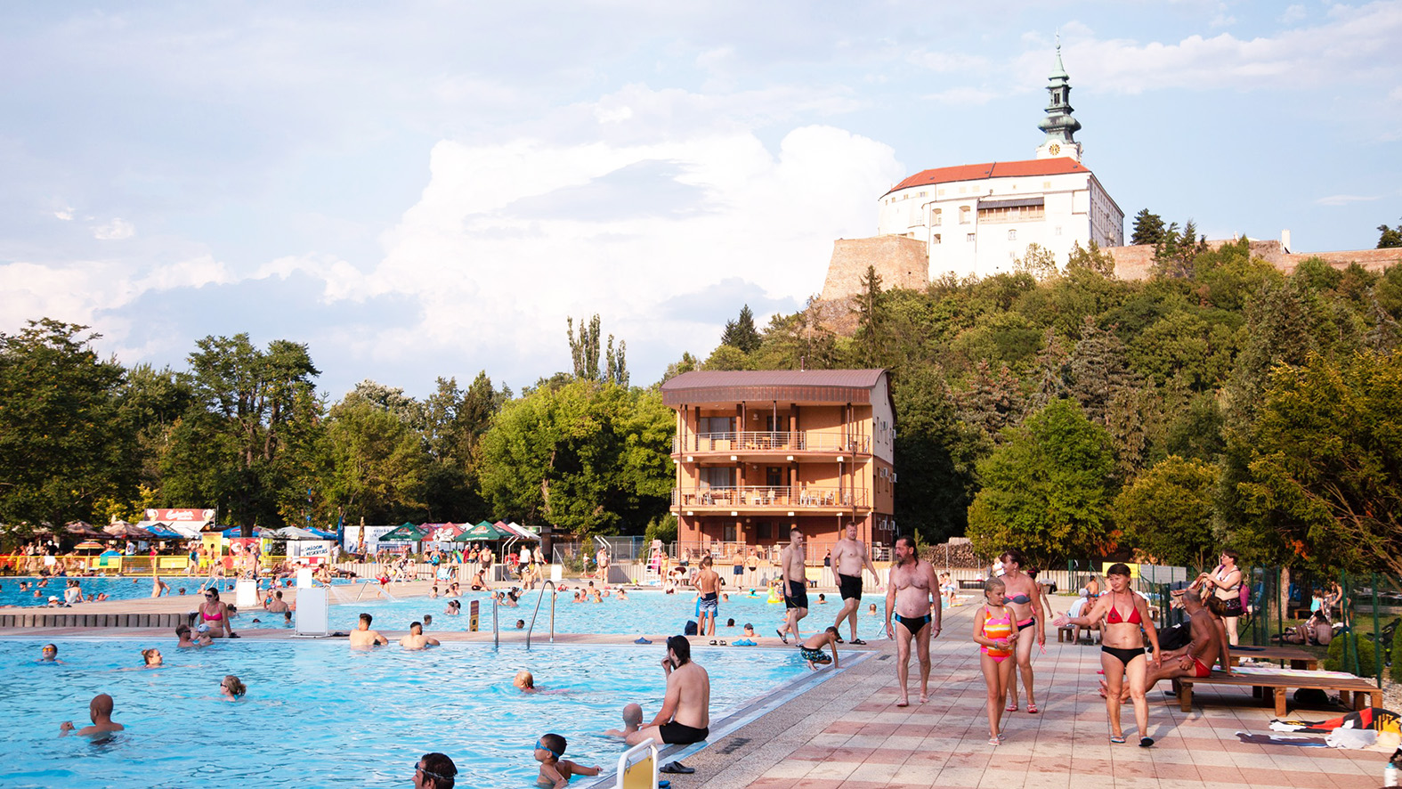 Mesto Nitra v sobotu otvorí letné kúpalisko