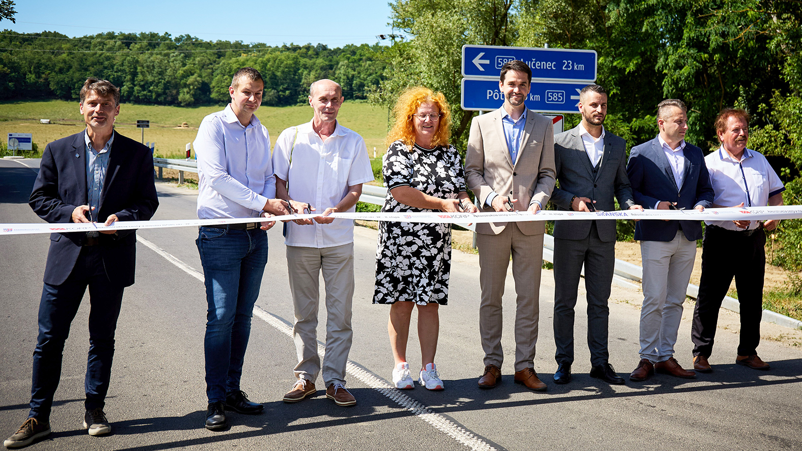 Okres Veľký Krtíš: 31 kilometrov zrekonštruovaných ciest a autobus do Nitry