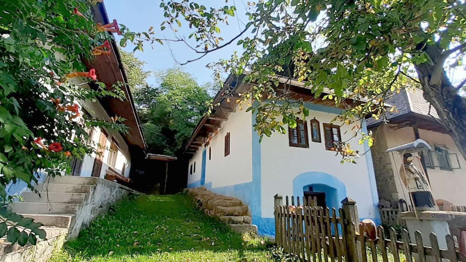 Obec Hrušov plánuje na svojom území obnoviť verejnú historickú budovu