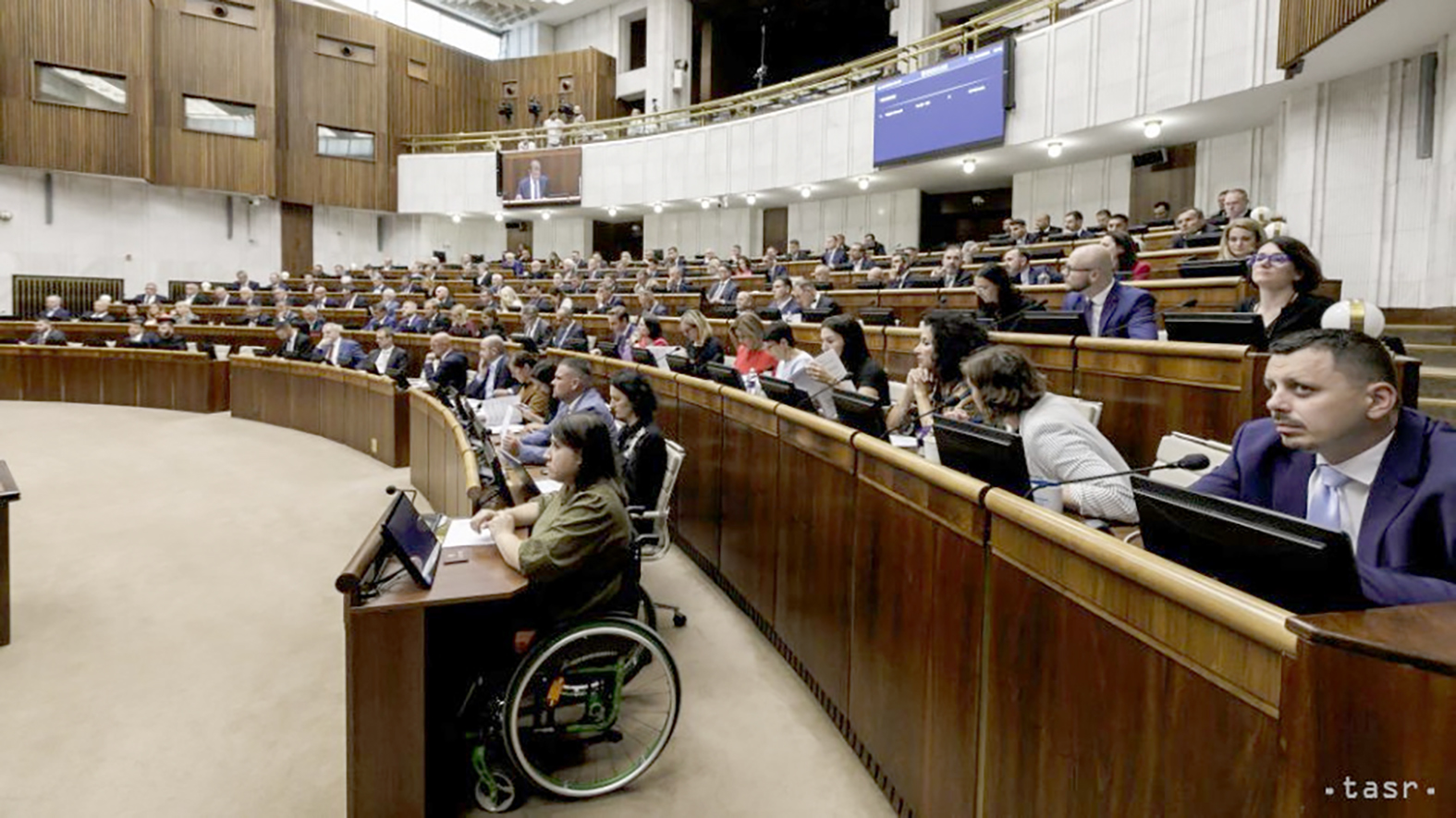 NRSR: Poslanci v závere utorkového rokovania diskutovali o príspevkoch na šport